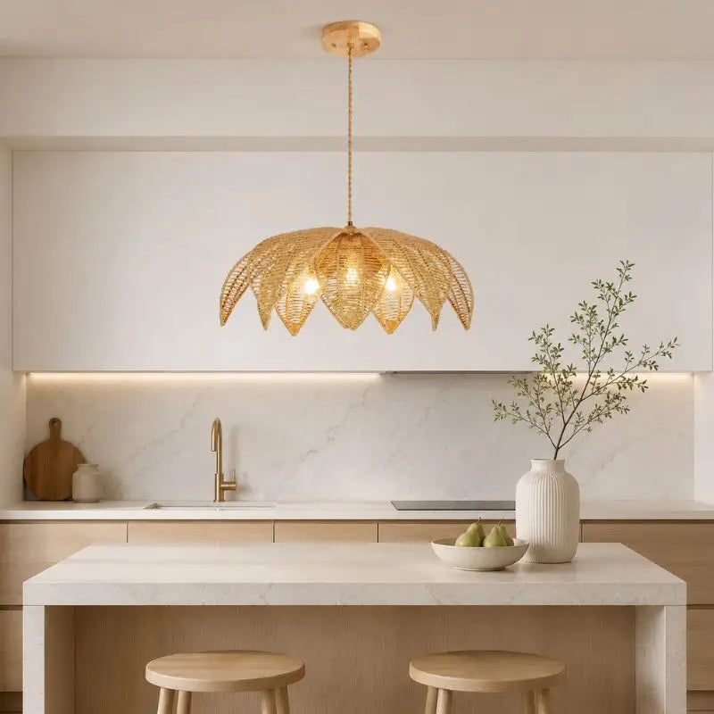 Suspension Fleur Rotin
